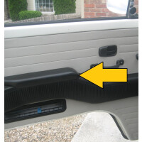 Type2 Bay arm rest left on door duct USE gallery
