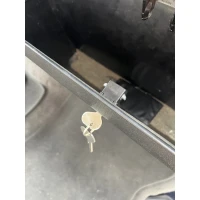 T3 glove box lock 133857131B 5