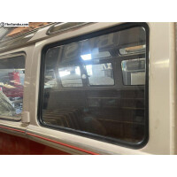 Type2 Split Sigla fixed window left USED gallery