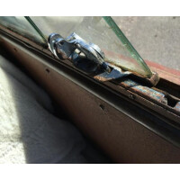 Type2 Split SIGLA cab door slider window USED 211-845-225-B 
