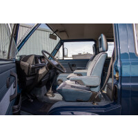 T3 bekleding onder stoel links Balear blauw orig.VW 25586366