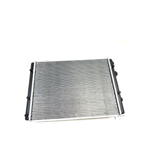 VW Polo Wasserkühler  Verglnr. 6N0121253 AE