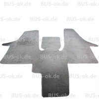 T5 tapijt lichtgrijs voor bus met doorlo gallery