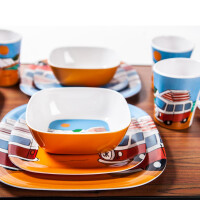 T1 T2 T3 T4 T5 T6 Camping servies 4-personen 3