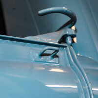 T1 T2 Krampe für den Planenaufbau orig. VW NOS Verglnr.