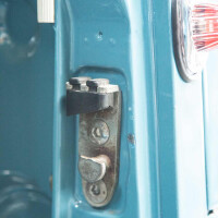 Type2 bay window left doorstriker plate OE-Nr. 211-837-295D 